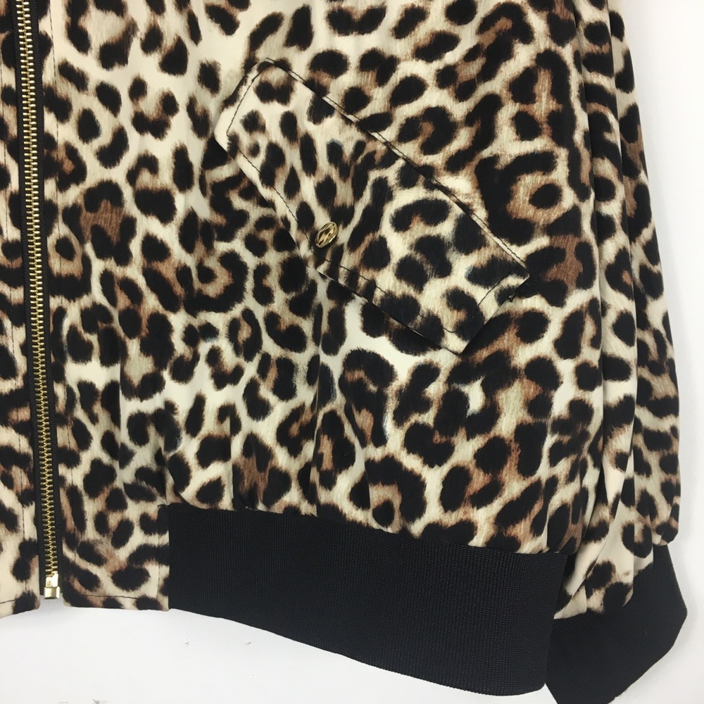 Susan Graver Leopard Print Jacket - Picture 5 of 8